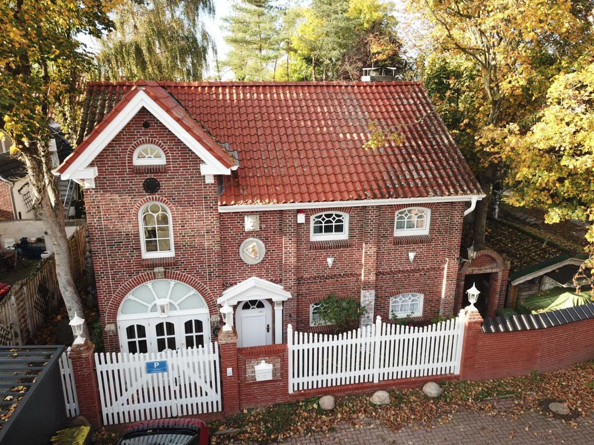 Villa Aurum Greetsiel Exterior photo